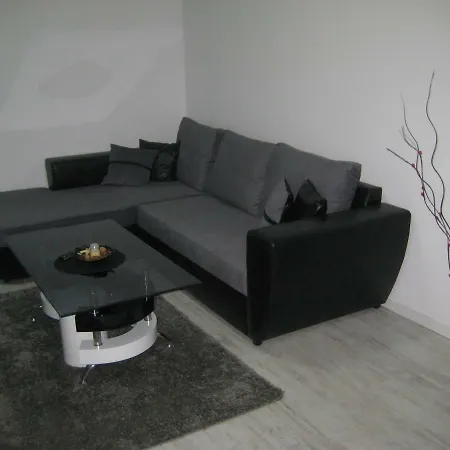 Apartment Elza